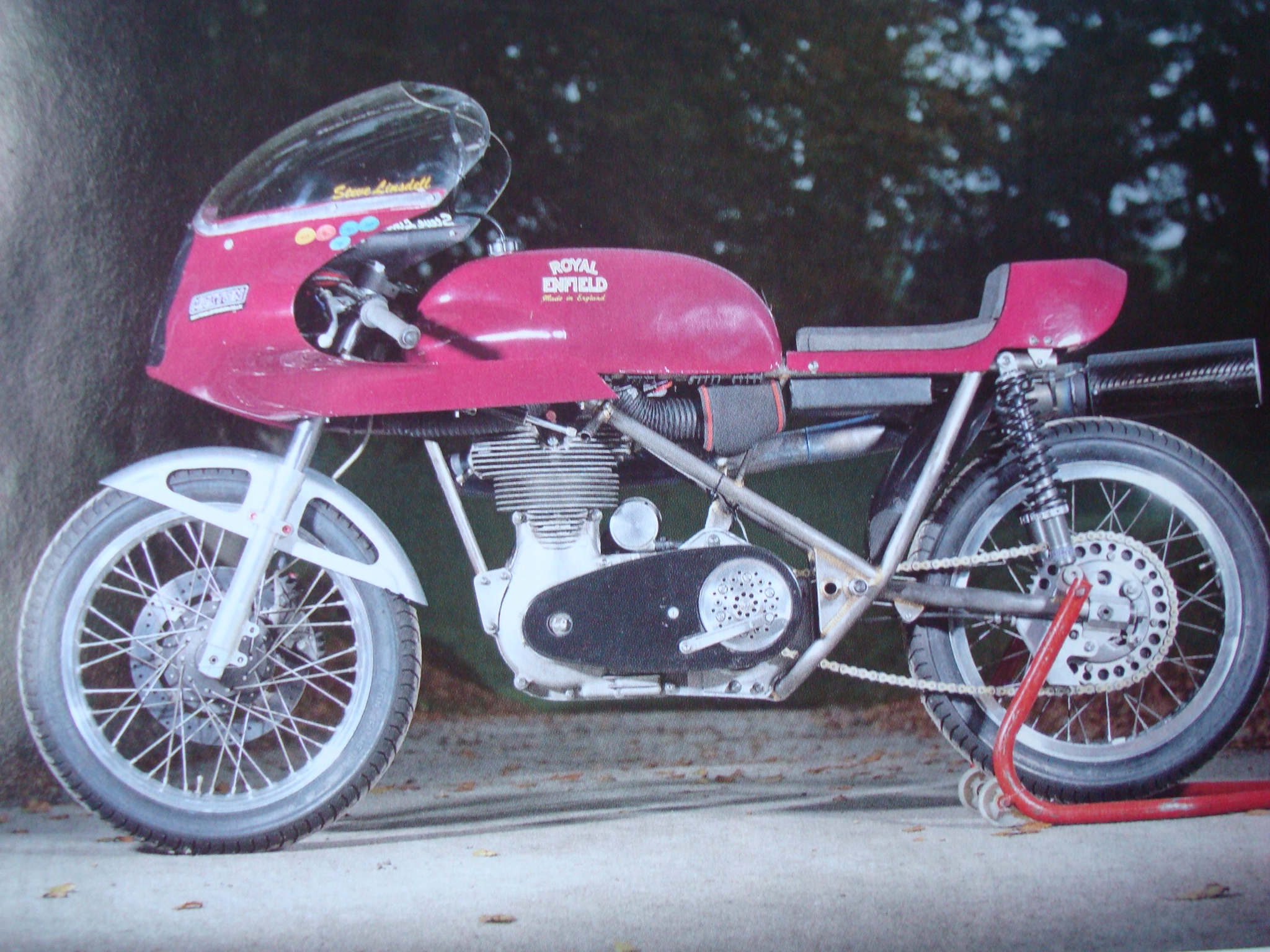 🇬🇧 POPS YOSH34 🏁 ヨシムラ モリワキ on Twitter "Steve Linsdell🏁 Royal Enfield