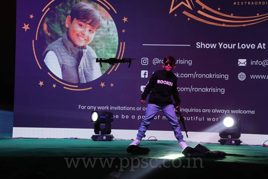 PatidarPPL's tweet photo. T273 - Thanks @ronak.rising for the fab Performance 👌 😍 kite festival 😎 #UTTARAYANFLEA #loveppsc #patidarpremierleague2019 #cricketcrazy #uttarayan2020 #day11#cocacola #vivoindiatelangana #mahindraclub #belgiumwaffle #urbanpot #PPL2019 https://t.co/5egGPPZaTS