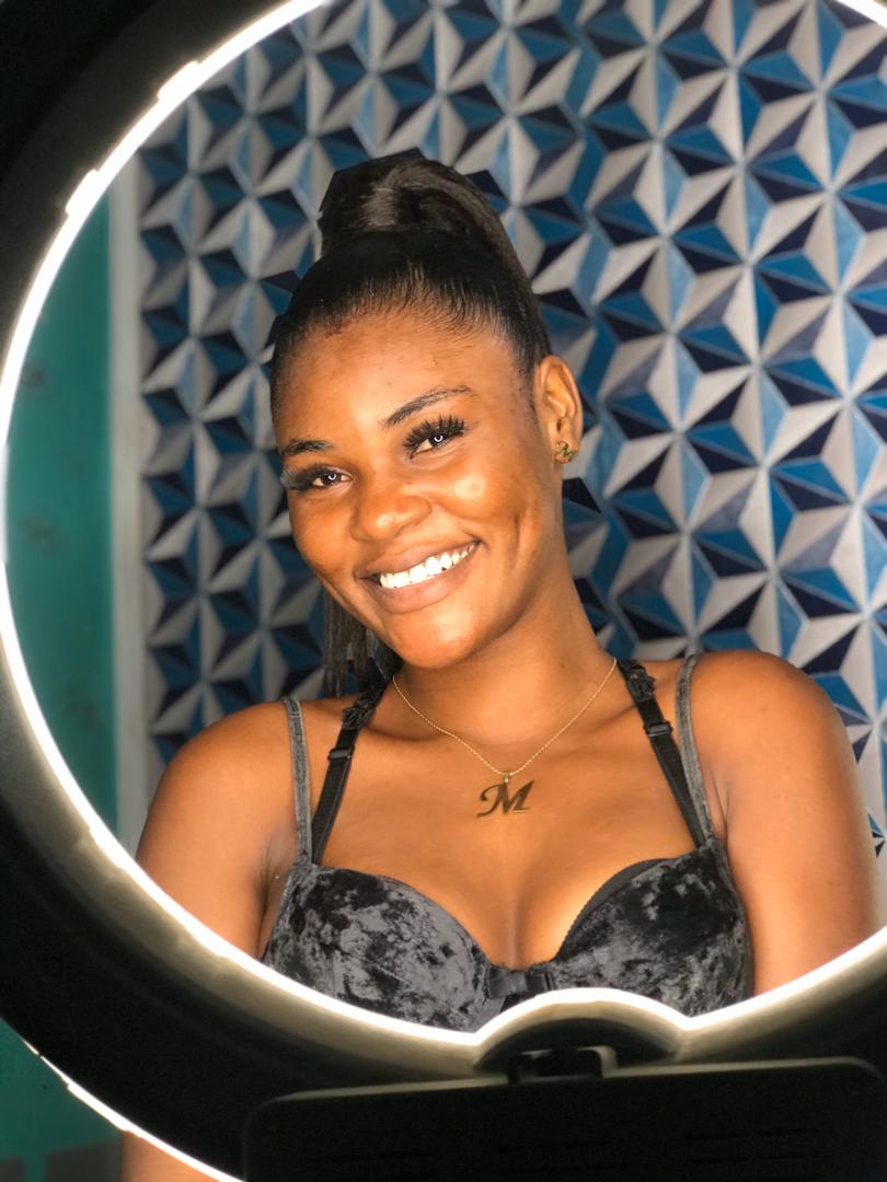 Gunnerspatoskii's tweet photo. #Happybirthday to a #superdiva @bossladyMj_ words can't describe wat I wish u as u clock yur #silverjubilee age keep shining bright like #starsdo cos u destined to dine with d gods @TundeEdnut @DONJAZZY please help to retweet cos I want to make her happy https://t.co/QEi3ELflF9