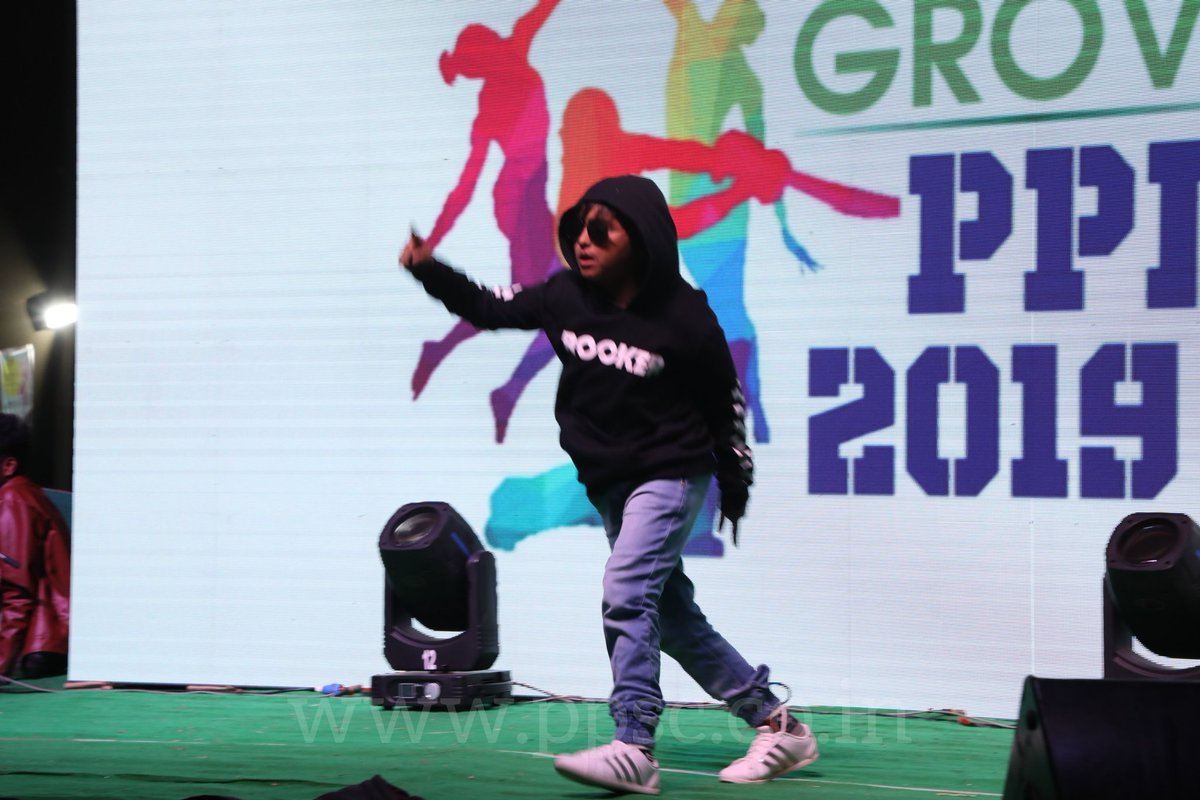 PatidarPPL's tweet photo. T273 - Thanks @ronak.rising for the fab Performance 👌 😍 kite festival 😎 #UTTARAYANFLEA #loveppsc #patidarpremierleague2019 #cricketcrazy #uttarayan2020 #day11#cocacola #vivoindiatelangana #mahindraclub #belgiumwaffle #urbanpot #PPL2019 https://t.co/5egGPPZaTS