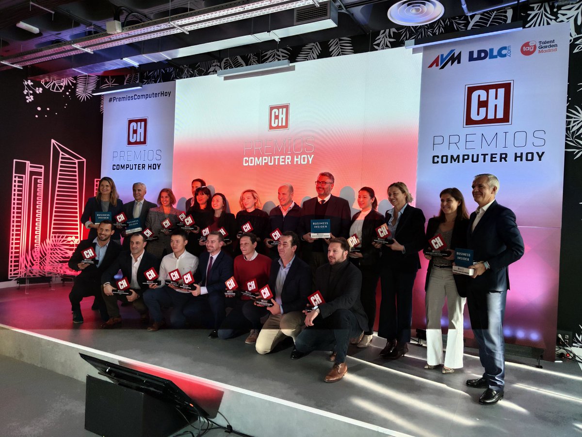 Ruben_Andres76's tweet photo. Estos son los premiados que han elegido los lectores en los #premioscomputerhoy https://t.co/cNSecvyvj6