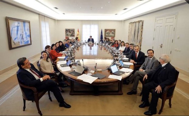 Cassandra tweet media