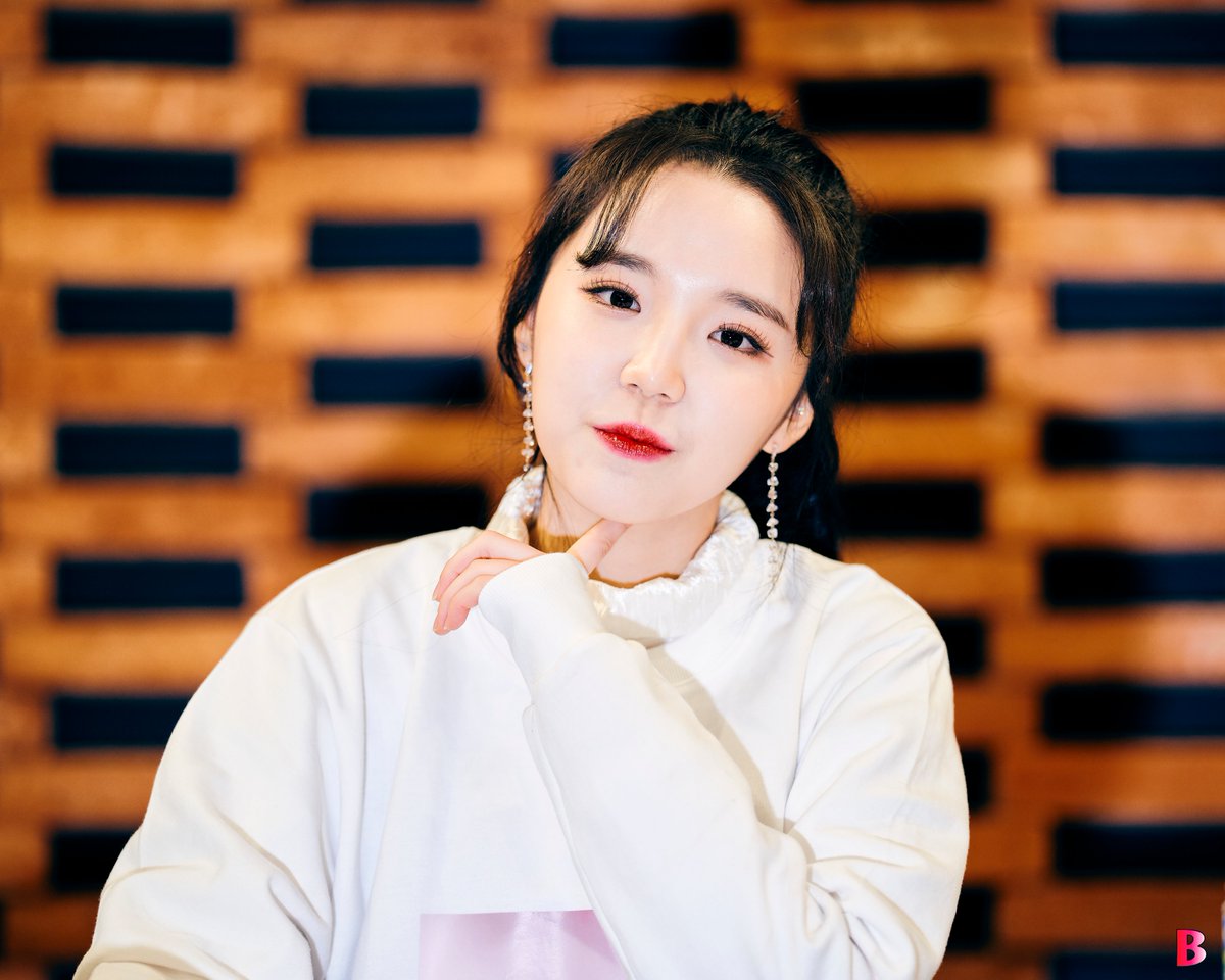 _Brilliant_MJ's tweet photo. 200112 Birthday Event
📷 KIM MINJI (2)
#MinJi #민지 https://t.co/ZCKDlU2sR2