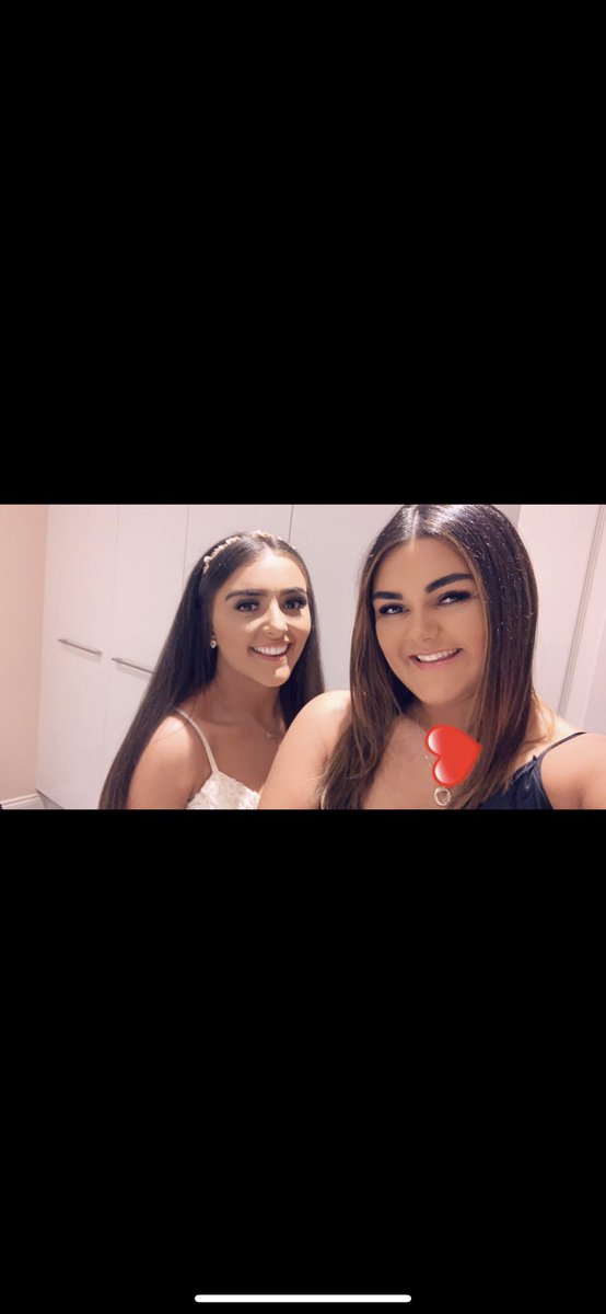 amiewalsh1997's tweet photo. Happy Birthday @emnewlands_ hope you have a class day bro canny wait to get drunkk next week with you🥂love you hunners💕 https://t.co/HV0Uyt7JqO