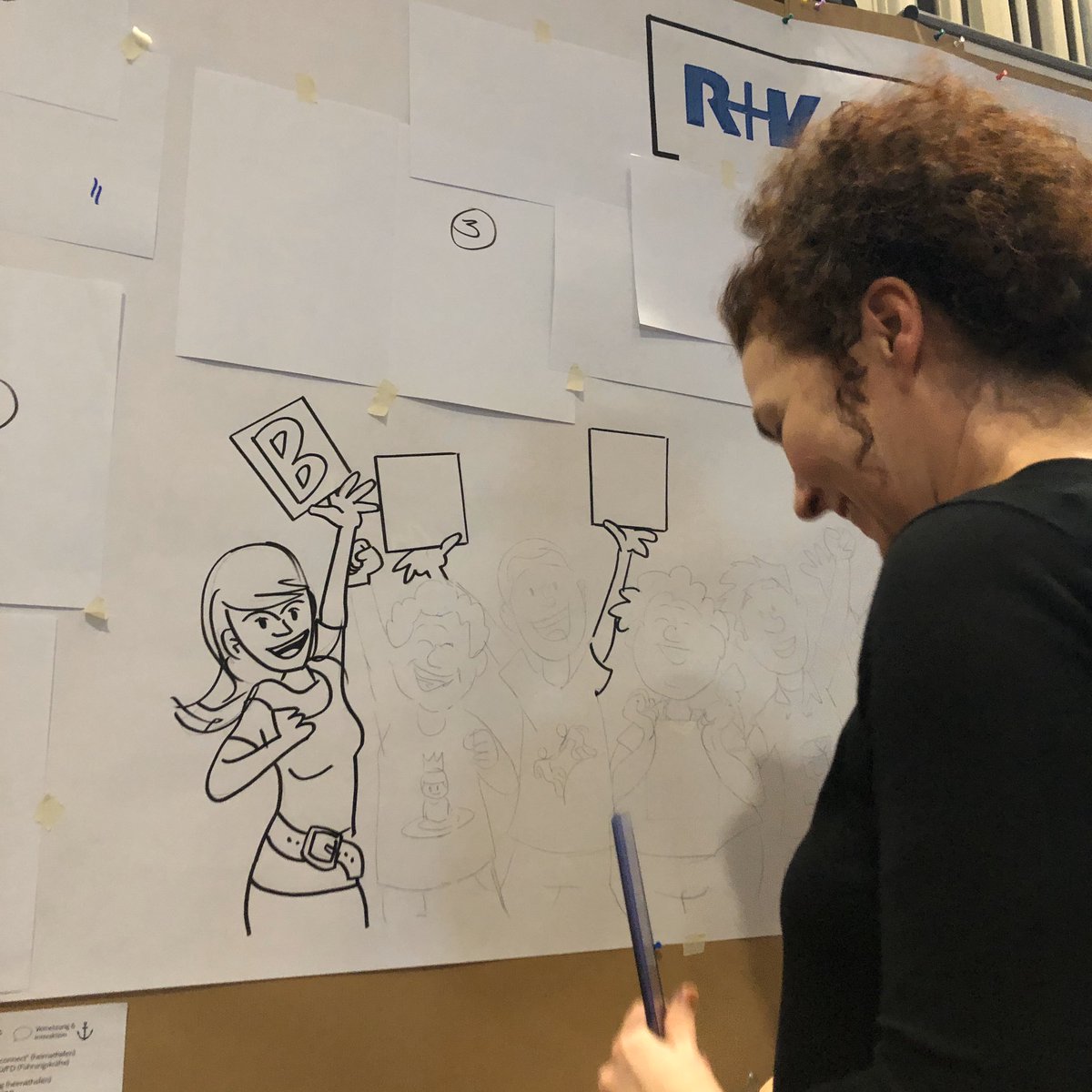 Gleich geht's los: #Barcamp mit 200+ Teilnehmenden. Heute im Auftrag von #zusammenarbeit und #Begeisterung unterwegs, @heimathafenWI organisiert + moderiert das #bcruv!