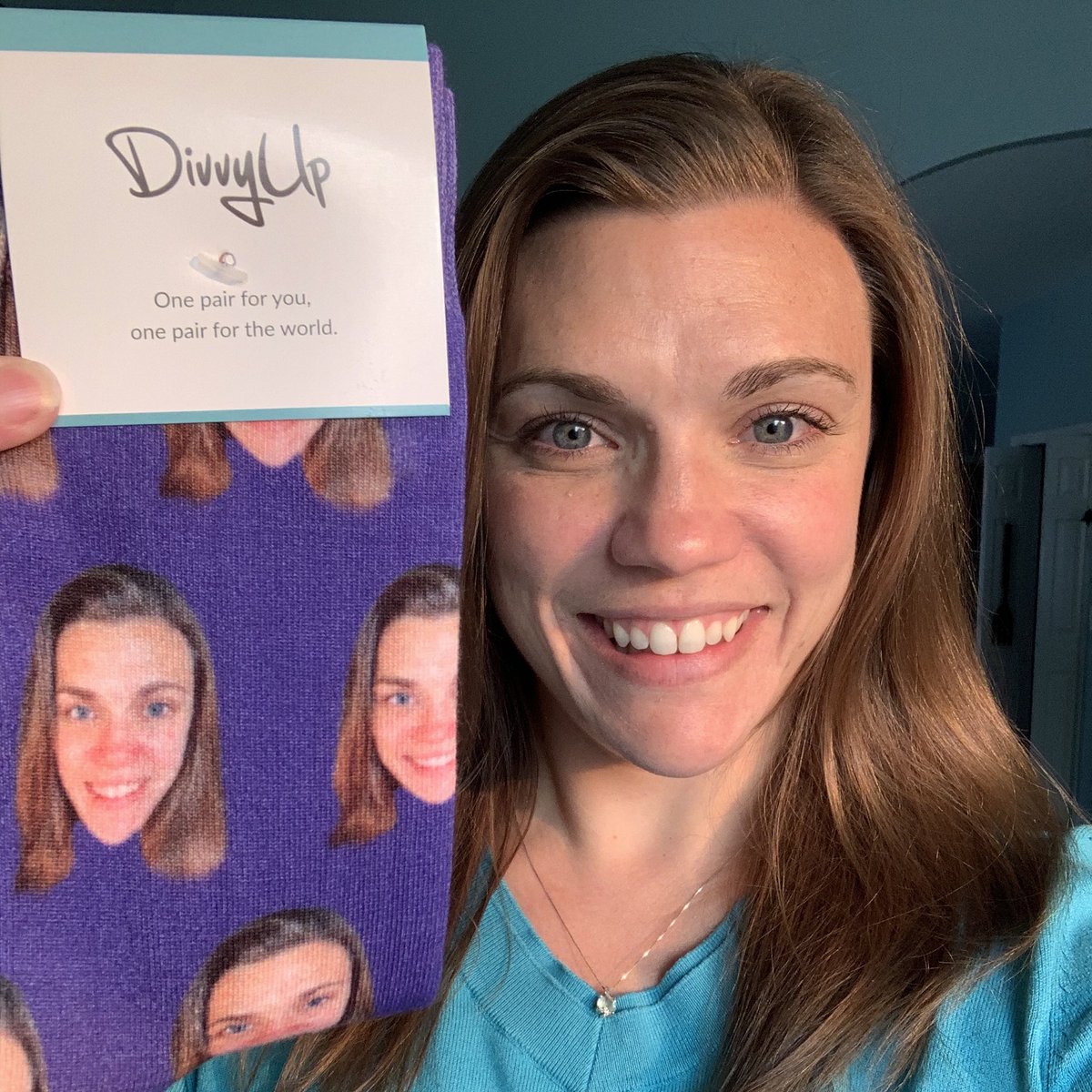 AlishadosSantos's tweet photo. My husband doesn’t like to wear his wedding ring so I thought these @DivvyUpSocks with my face on them would be a good alternative. 🙃 #DivvyUpSocks #AnniversaryGift #12YearsofMarriage https://t.co/vuYRkORDX5