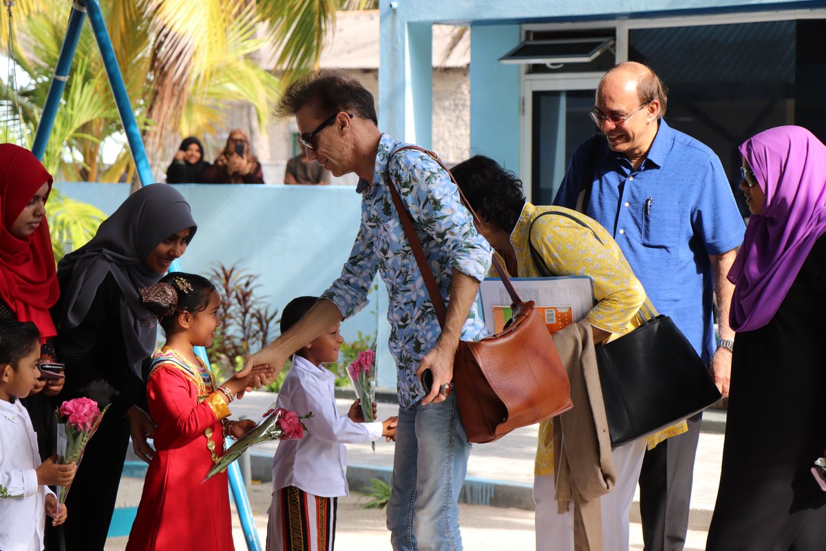 raec_mv's tweet photo. Consultants from World Bank, visited RAEC to meet the staff and parents, with regard to the collection of data for ESP programs implementation
#REAC
#EachToSucceed
@aisthly
@MoEdumv https://t.co/4A89IXJgh8
