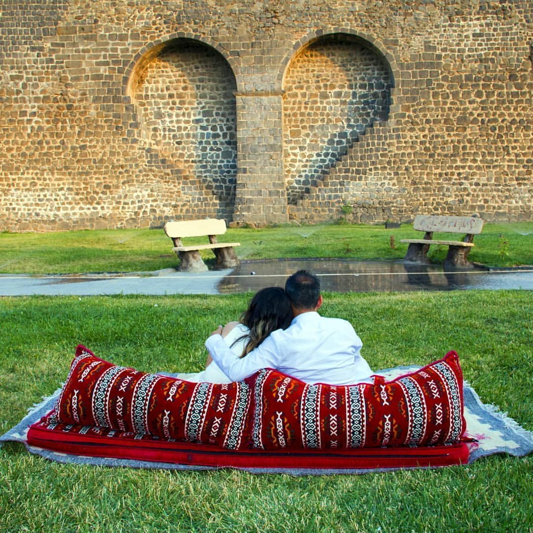 Diyarbekir'i sevmezse gönül, aşk-ı ne anlar...