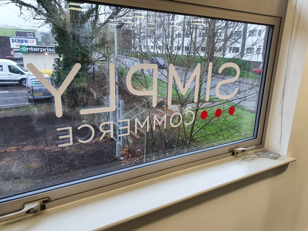 Smart Signs Group tweet media