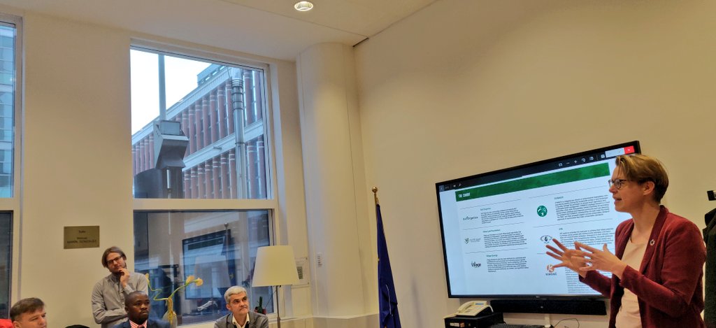EfremGa's tweet photo. W/ @Ashoka we invited #Africa #chamgemakers in Brussels at @europeaid 🇪🇺! #SocialEntrepreneurship is flourishing in Africa and key is to make our economies more inclusive and sustainable! 👏👏 Amazing! @KoenDoens @CarlaMontesi https://t.co/NzVbH3wKP8