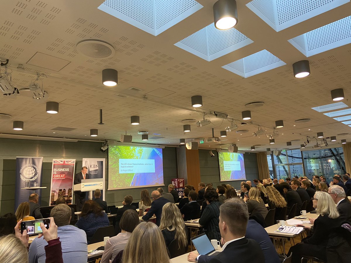Wow! 40 CEOs, 60 persons responsible for sustainable investments, 8 nationalities represented amongst the ~200 guests of our UK-Norway #GreenFinance Summit in Oslo today. Sir <a href="/RogerGifford/">Sir Roger Gifford</a> setting the stage. <a href="/Kommunalbanken/">KBN</a> <a href="/globalcompact/">UN Global Compact</a> <a href="/Norsif/">Norsif</a> <a href="/UKinNorway/">British Embassy Oslo 🇬🇧🇳🇴</a>