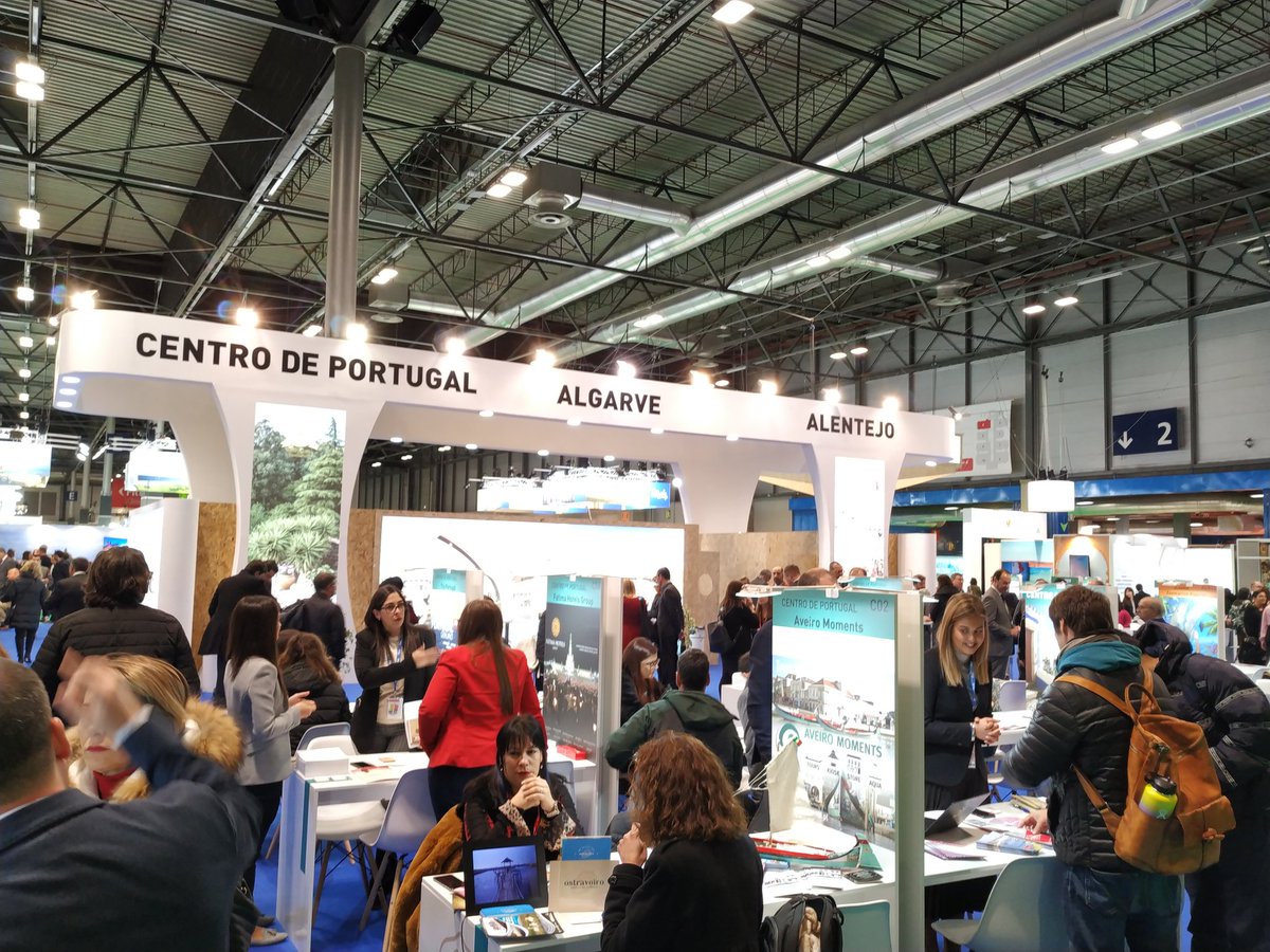 localixo's tweet photo. Hoy: reunión con @visitportugal @visitalgarve_es y más 🇵🇹 en @fitur_madrid

#FITUR #FITUR2020 #ai https://t.co/P1PRfSMpcH