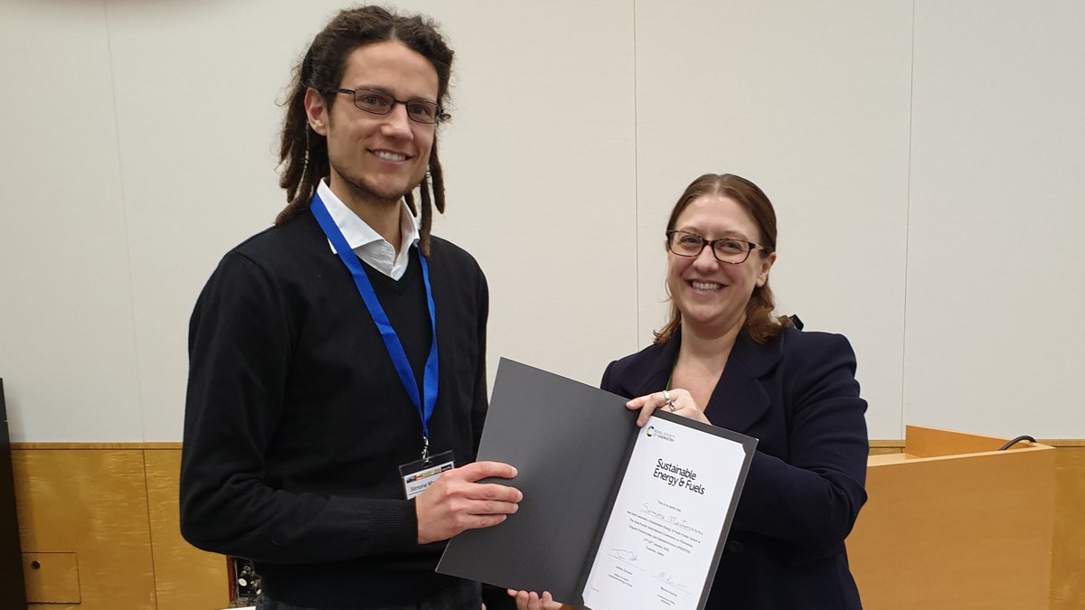 nanoGe_Conf's tweet photo. 🏆 @SusEnergyRSC Poster Award of #IPEROP20 is for Simone Mastroianni! 👏

His work on 'Double-Mesoscopic HTM-Free Perovskite Solar Cells: Overcoming Charge Transport Limitation by Sputtered 40 nm Al2O3 Isolation Layer' deserves it. https://t.co/ZIBEeaL83h