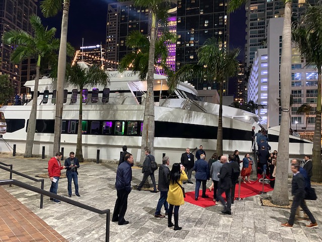 WeAreTeamMerit's tweet photo. We had a successful first day exhibiting at @Phacilitate Leaders World 2020, ending with a yacht party!

#advancedtherapies #conference #celltherapy #genetherapy #PLW2020 #meritexcellence #deliveringexcellencetogether #offsitemanufacture https://t.co/emUHqSnIHi