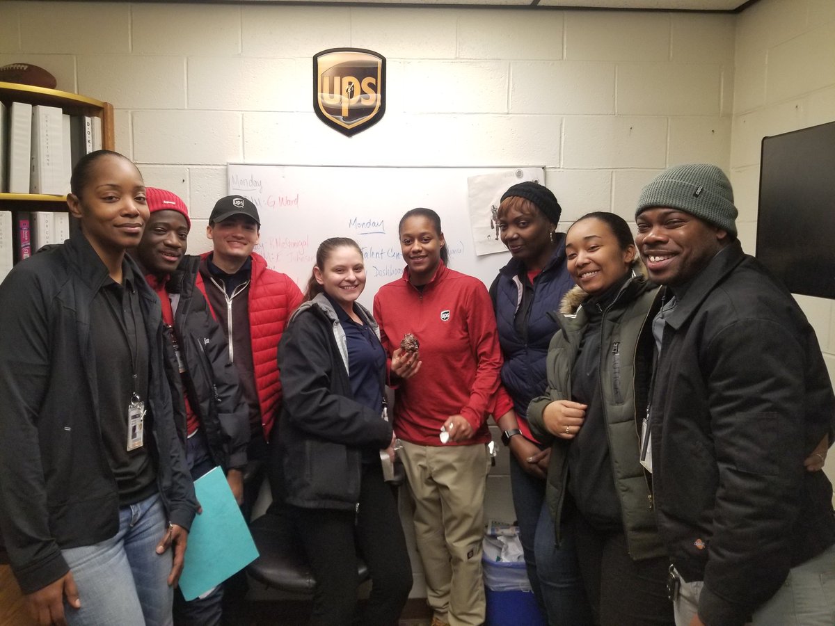 Happy Birthday frontline supervisor Deyannah Jones! #keys2mysafety #Teamphlsnaps #TogetherWeAreUPS <a href="/ChesapeakUPSers/">Chesapeake UPSers</a> <a href="/JohnEitel2/">John Eitel</a> <a href="/UPSTrayceParker/">Trayce Parker</a> @phillyteamsfan8 <a href="/EricLinderUPS/">Eric Linder</a>