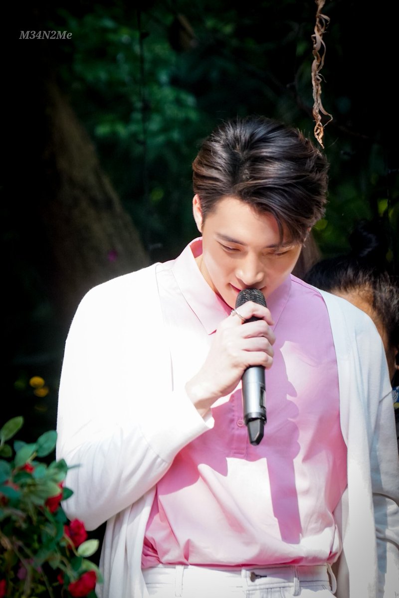 M34N2Me's tweet photo. [23.01.20]  Agalico @ Sukhumvit 51

มาค่ะ เตรียมฟังเพลงเพราะจาก พีรวิช​ญ​์​

@m34nismind 
#PopteenpoplovexMean
#MeanPhiravich https://t.co/gUbrmSyJ3g