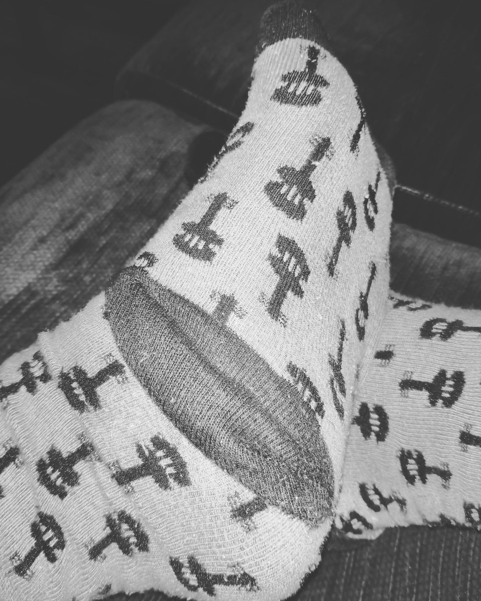 cashmaster_es's tweet photo. Come and smell my dirty, sweaty and smelly socks ... I know you want it
#footfetısh #footfetıshnation #footfetıshcommunuty #feetfetish #feetslave #footsubs #footslave #cashmaster #cashslaves #humanatm https://t.co/VdVcjLbytF