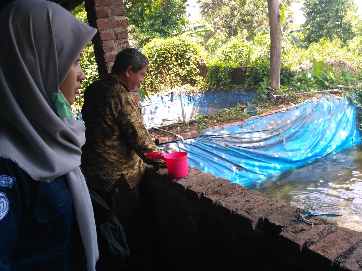 GarlinMaharani's tweet photo. Tetap Strong Pendampingan &amp; pendataan Pelaku Perikanan oleh PPB Kab. Kediri di Kec. Mojo @puslatluhkp  @lapregiwati https://t.co/u4uhlsEkSA