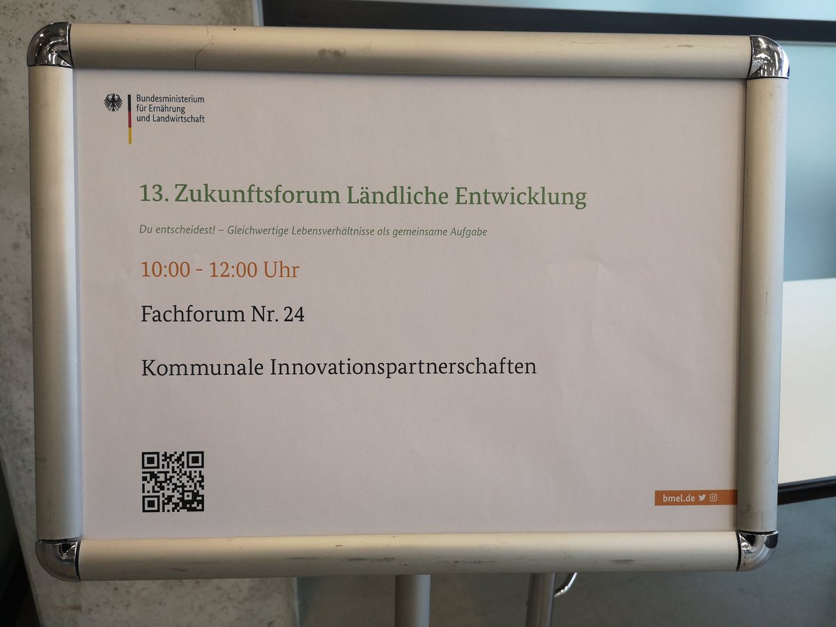 LocalNat's tweet photo. Wir sind da und freuen uns auf den Austausch mit den Vertreter*innen der ländlichen Regionen auf der @gruenewoche #Zukunftsforum #CENTIM @h_bonnrheinsieg #innovativehochschule #campustoworld https://t.co/jz8KOYGbfU