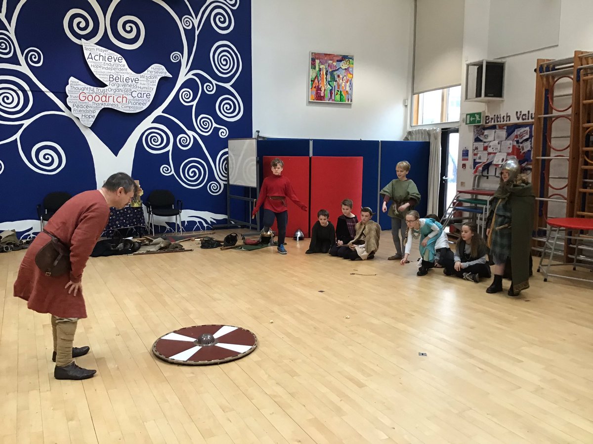 GoodrichCESch's tweet photo. Our Anglo Saxon day has begun with a challenge to become a chief leader of a tribe! #GStopic #GSperegrines #GSowls https://t.co/EH25E3HFC3