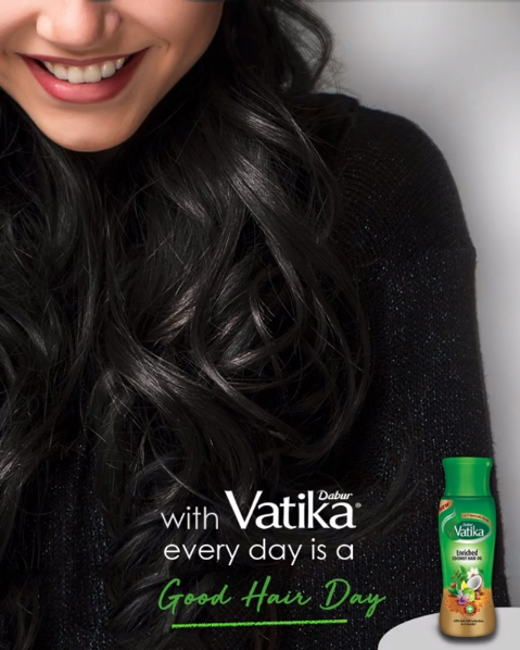 DaburIndia's tweet photo. No bad hair days here! When your tresses are protected with nature's ingredients that are in #Dabur #Vatika Enriched Hair Oil, there can only be good and nourished hair days.
#DaburVatika #4WeekChallenge #HairfallReduction #50PercentLessHairfall #PowerOfAyurveda
#NoHairfall https://t.co/Y9LQl2p26v