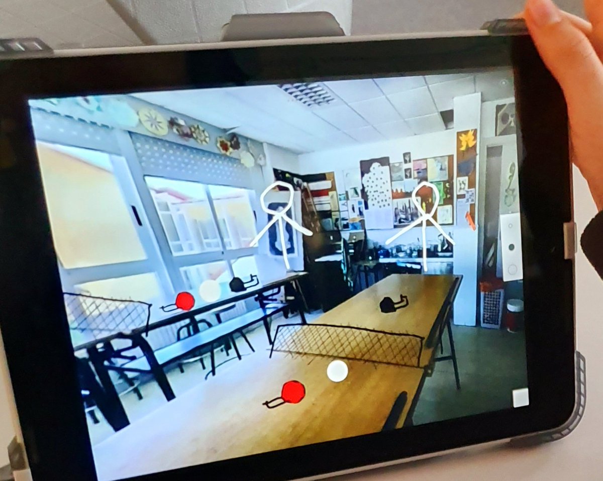 hioeen's tweet photo. Using Sketches to suggest an active environment in our Spanish partner school!ππ€Great tool!π€#dlabprojectday2 #eTwinning #erasmus https://t.co/mjDiimx569