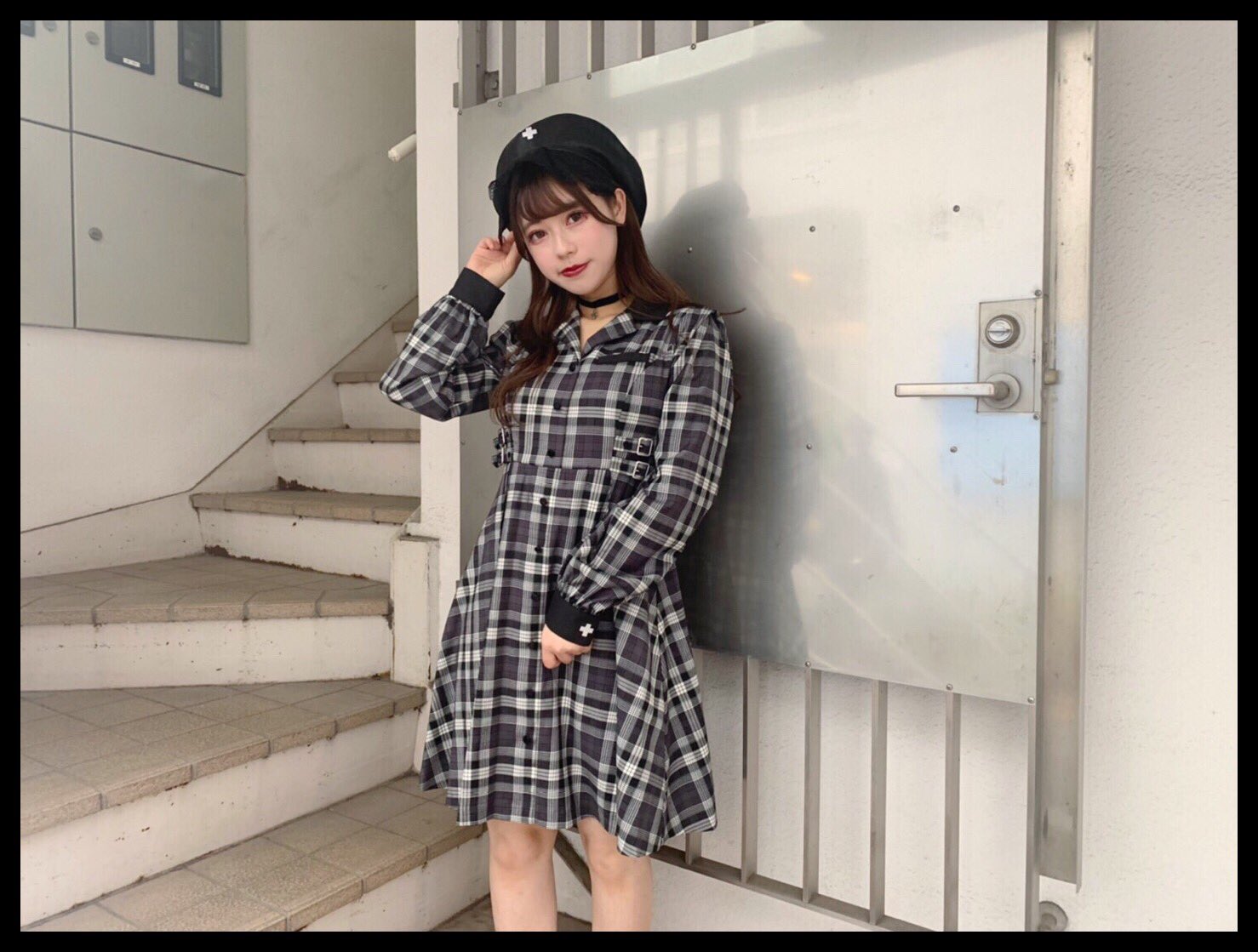 Eatme Shop Info New Arrival Sideベルトバイカラー開襟ワンピース 13 600 Tax バイカラーデザインがレトロな雰囲気を醸し出すワンピース ボックスプリーツとウエストのダブルベルトがポイントです T Co Zu38gnlo T Co
