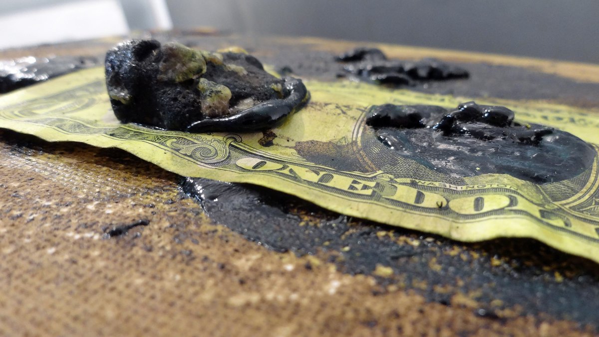 BPtakeovR's tweet photo. New Works with one #petrodollar tar and crude oil on canvas or paper. https://t.co/q333YGmRu0 Time to #takeoverbp #artnotoil #bp #ruppekoselleck https://t.co/JD8JrzBPOx