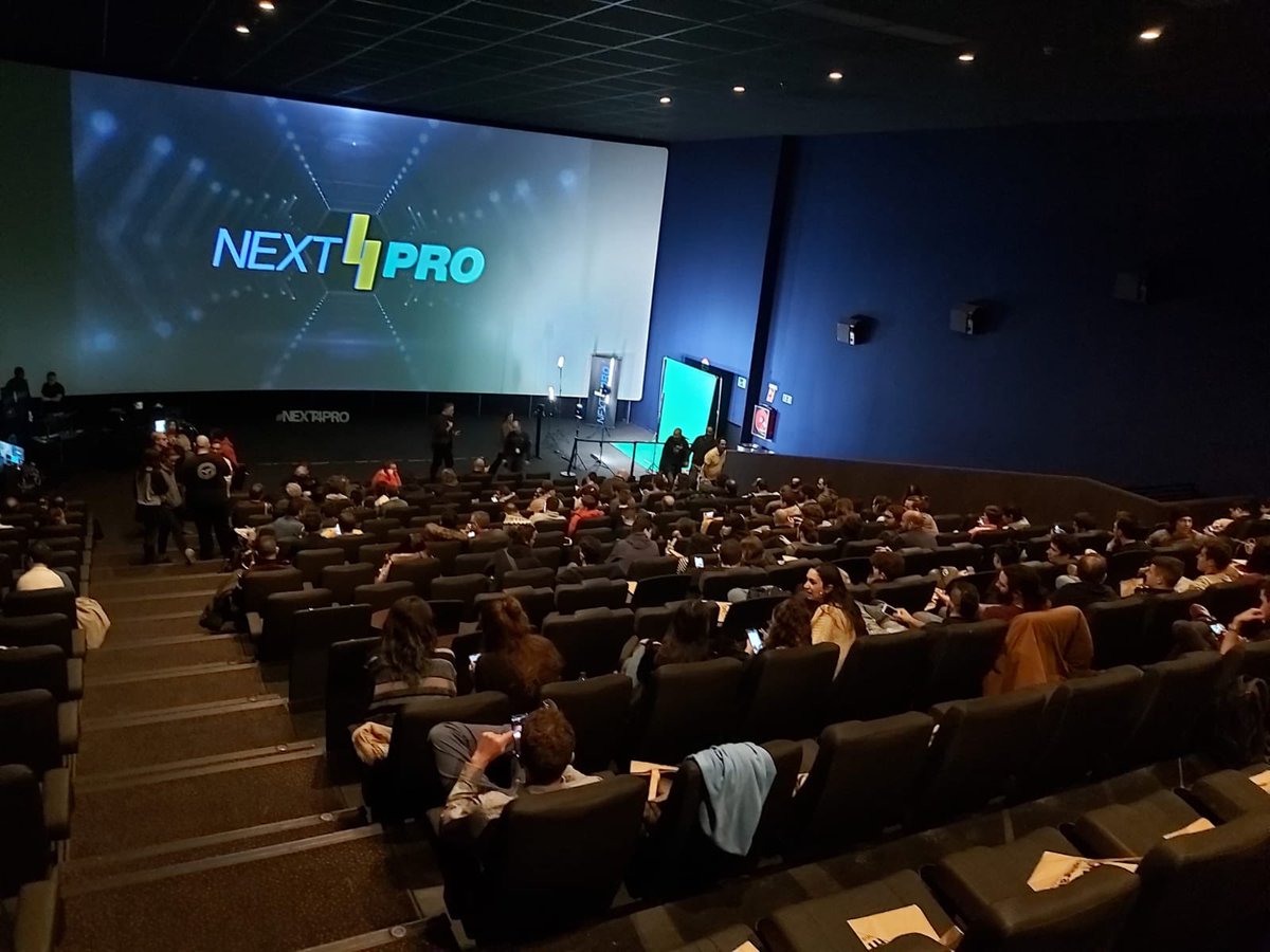 TangramNext's tweet photo. Esto empieza!!! 😃 #next4pro https://t.co/bA0LFh6FHV
