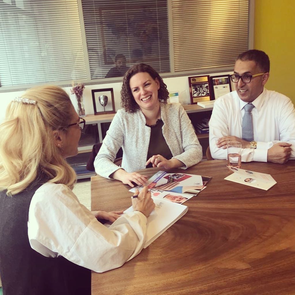 AFSTurkiye's tweet image. Kanada Yaz Okulu partnerlerimizle ofisimizde bir araya gelerek programın öğrencilerimize sunduğu fırsatlardan bahsettik. Her yaş grubuna uygun programla ilgili bilgi almak için hemen bize ulaşın. #afseffect #afsturkey #turkkulturvakfi1974 #türkkültürvakfı