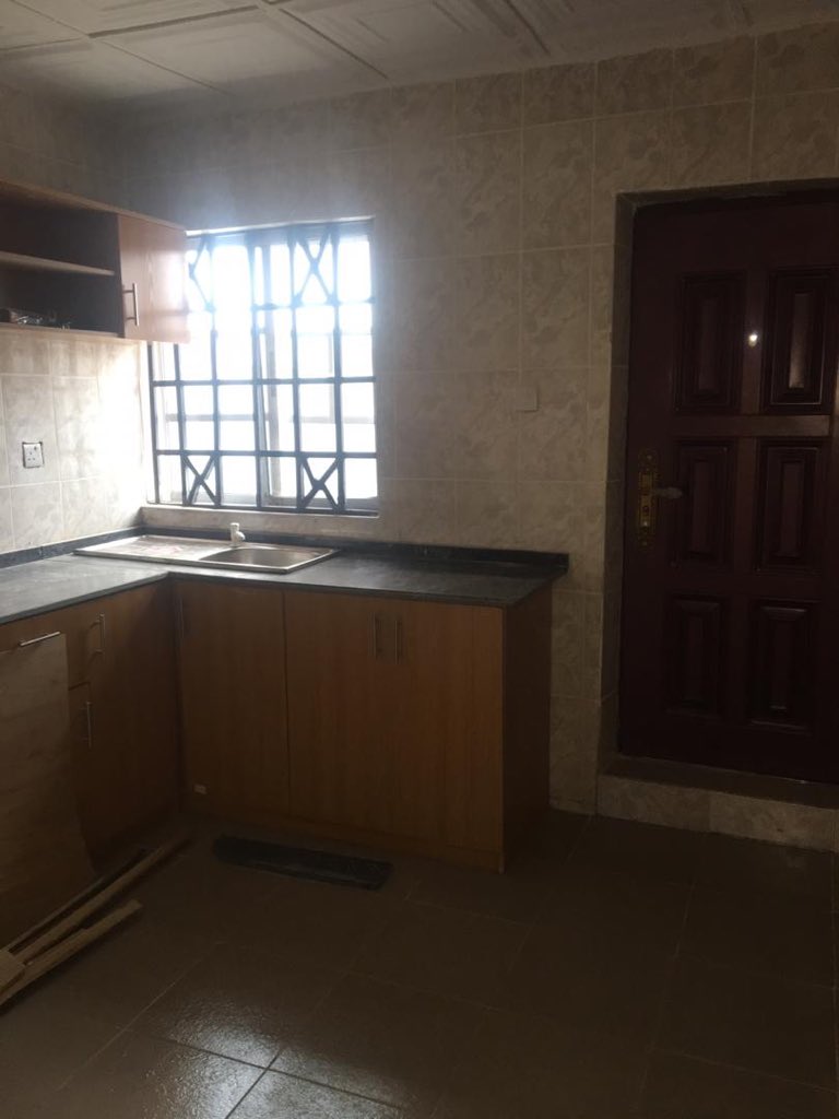 allgrabs's tweet photo. Properties for sale in Ibadan. Two 3-BR apartments tastefully finished, en-suite at #Akingbile #Ibadan close to #IITA. @Ibadan247 https://t.co/jKBWOuEMZv