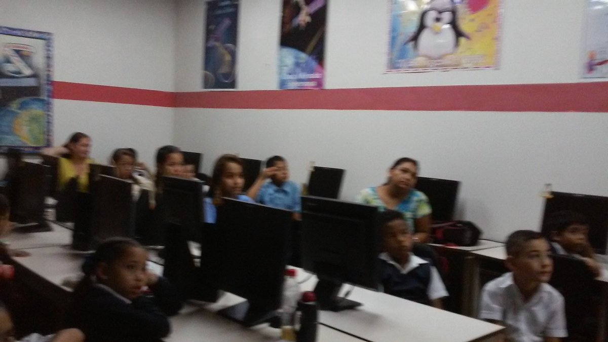 Socialización de RPA en <a href="/uerau/">UEDr. RAFAEL ANTONIO</a> resaltando actividades como radio pasillo, periódico mural y digital, audiovisuales además de experiencias significativas <a href="/Crazet2011/">Crazet2011</a> <a href="/charlychaves/">Charly Rojas Chaves</a> @MPPEDUCACION <a href="/circuitoeduca11/">@circuitoeducativotorbes2018</a> @ZonaEducTachira <a href="/JuventudPSUV/">Juventud PSUV</a> <a href="/RosangelaOrozco/">Rosangela Orozco</a>