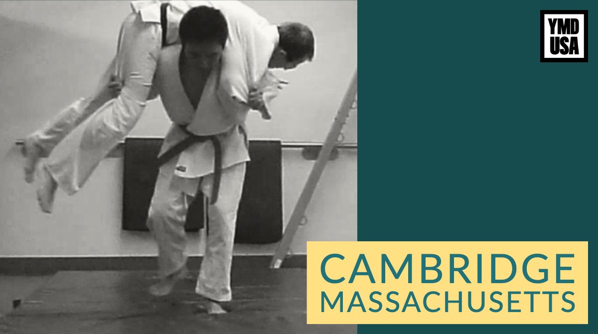 yongmudousa's tweet photo. #ThrowbackThursday - or perhaps #ThrowsThursday? Here's a snap from our @Harvard #yongmudo club last year, featuring a high fireman's carry. #hapkido #yongmoodo #martialarts https://t.co/gESxQcRvvv