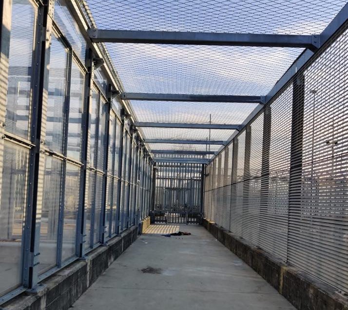 Dopo la morte del cittadino georgiano cosa sta succedendo nel #CPR di #Gorizia? - #LasciateCIEntrare #NoCpr #NoCprGorizia lasciatecientrare.it/dopo-la-morte-…