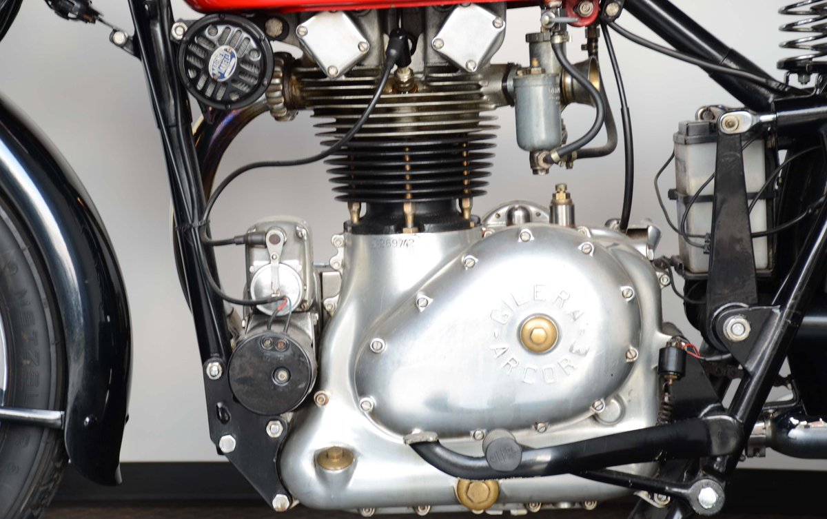 MotorradFuchs's tweet image. Gilera Saturno 500 #Oldtimer #Motorrad-Fuchs #classic Bikes #italian flair #classiccars #http://www.motorrad-fuchs.com/en/single,1186,1,Saturno_500_Turismo.html