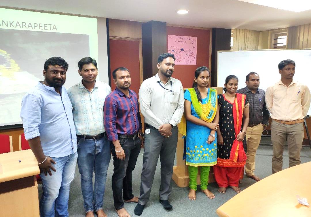 AtiMysuru's tweet photo. 187th CFC officer trainees shared their experience and lesson learnt about their visits during Karnataka Darshana and presented report on participation in GETHNAA programme.
#CommonFoundationCourse #experiences #visits #KarnatakaDarshana #places #museum #temples #KapilMohanIAS https://t.co/BGcmBTkj0E