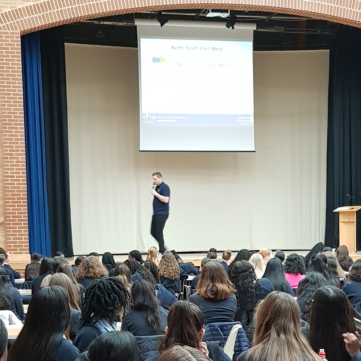 CarshaltonHigh's tweet photo. The Year 11 PSHE Conference is focusing on 'Learning and Lifestyle Choices'. Presentation by David from Positively Mad.
#teamchsg #lifestyle #learning #PSHE 
@CHSG_MissHolmes @CHSG_Support @MrDevenney @PositivelyMAD https://t.co/CgFEztrxm8