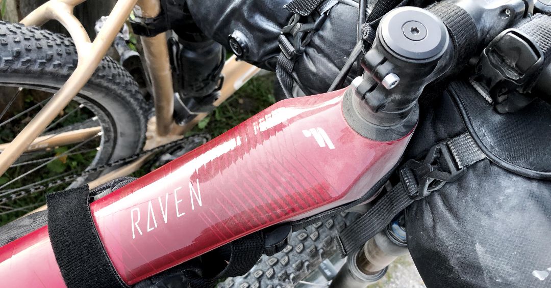 FOCUSBikes's tweet photo. What's the best way to spend your holidays? With a #bikepacking trip maybe? 😉 Check out the FOCUS RAVEN bikes of our colleagues Björn and Steffen for their Karwendel-Wetterstein-Brevet last September! 👉 https://t.co/3LQ5RELRrK
#focusbikes #focusraven #karwendel #ridebeyond https://t.co/jC9Ba3uslQ