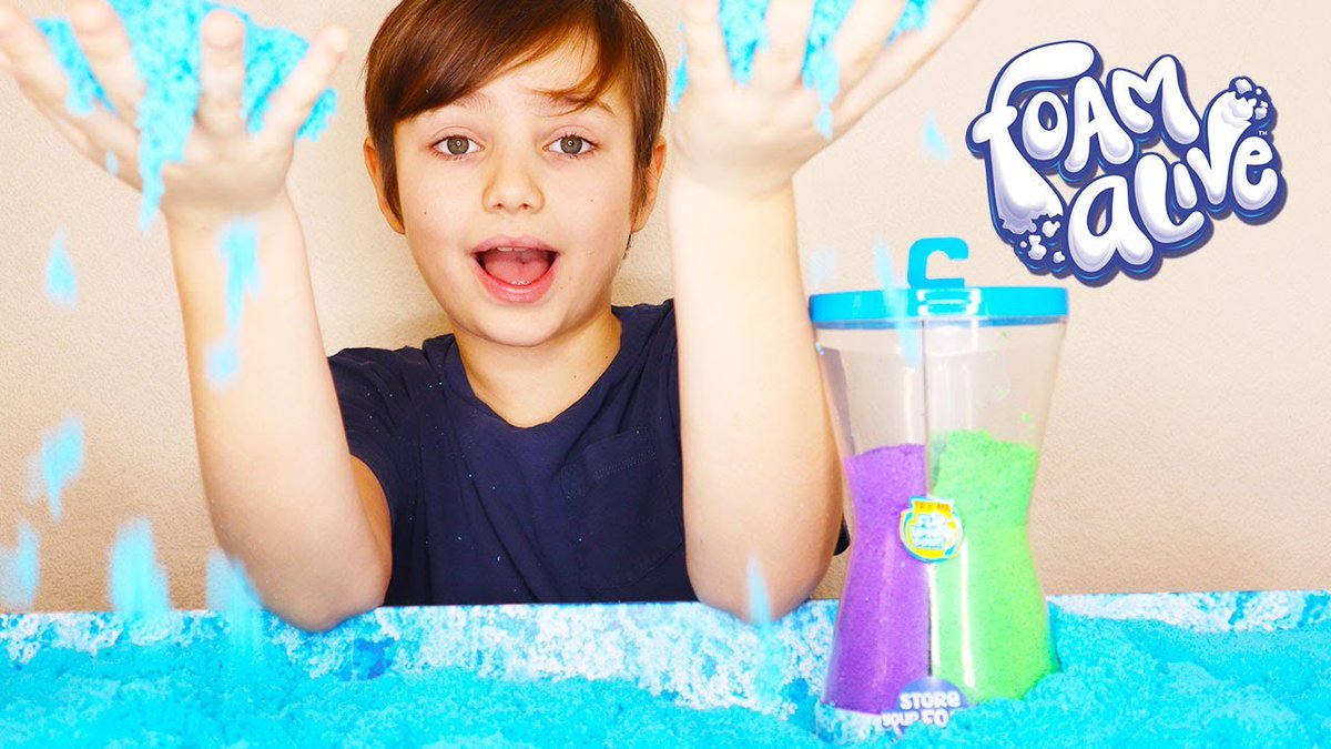 UKMumstv's tweet photo. [AD] Take a look at what YouTube stars @splatkidsTV, @Toys_Fun_Fam, @SummerJoyToyJoy, @MMoonicorn and The @EdmundsFamily thought of @CharacterToysUK's Foam Alive here! ➡️ https://t.co/E0OYh4bvIl https://t.co/84HK1WXwh8