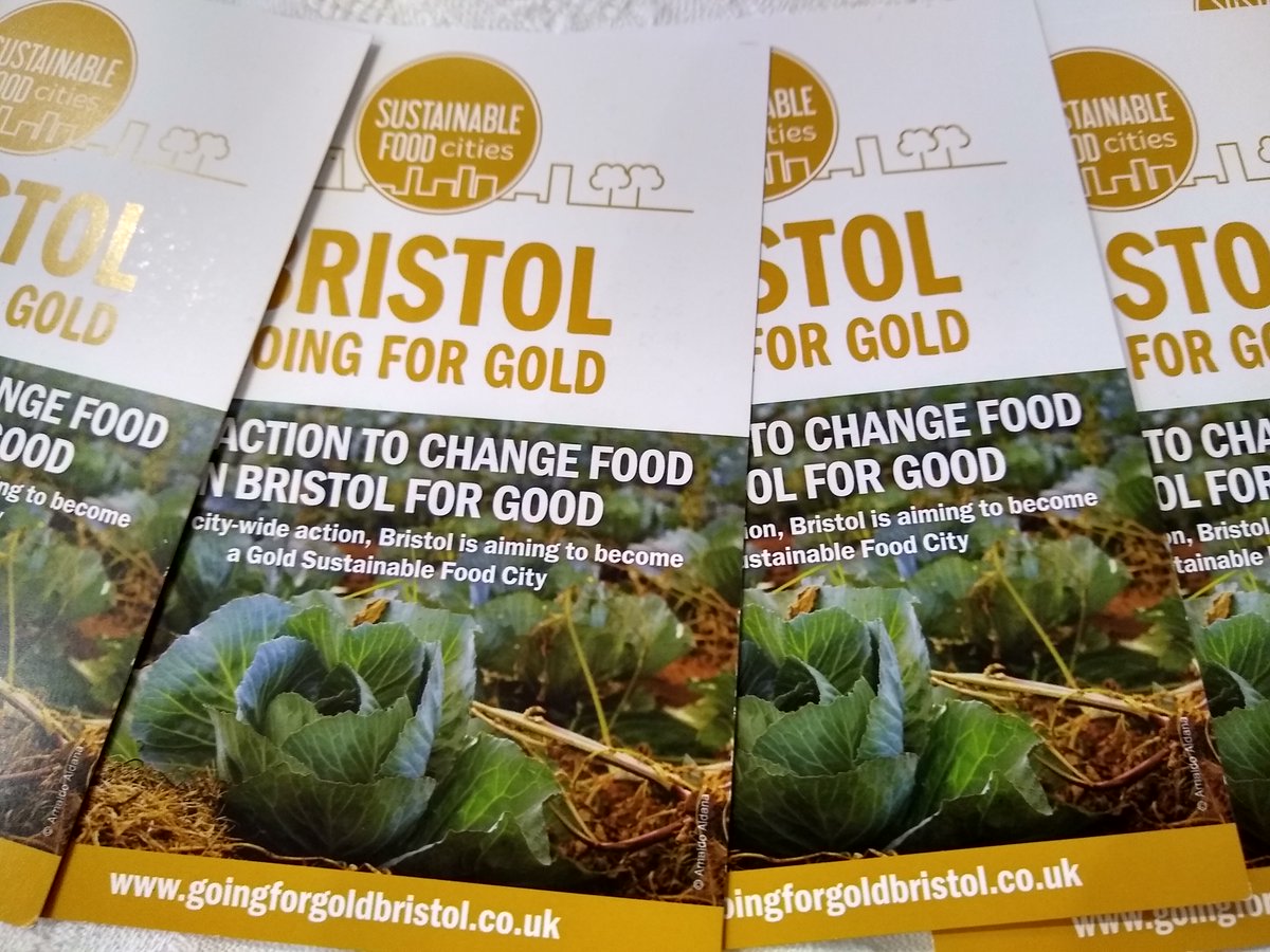 BristolCouncil's tweet photo. Want to make a positive change to your eating habits? We're inviting everyone to take part in the #GoingForGoldBristol competition, by sharing your actions on https://t.co/vSnztUOj1V 

#G4Geatingbetter https://t.co/0Mk2BPv3ra