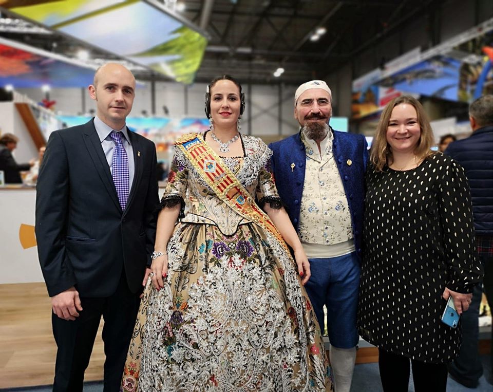 🔴 Conectem en directe amb Fitur a Madrid ✈️ per a conèixer l’agenda i les impressions dels representats locals en aquesta gran fira del turisme.