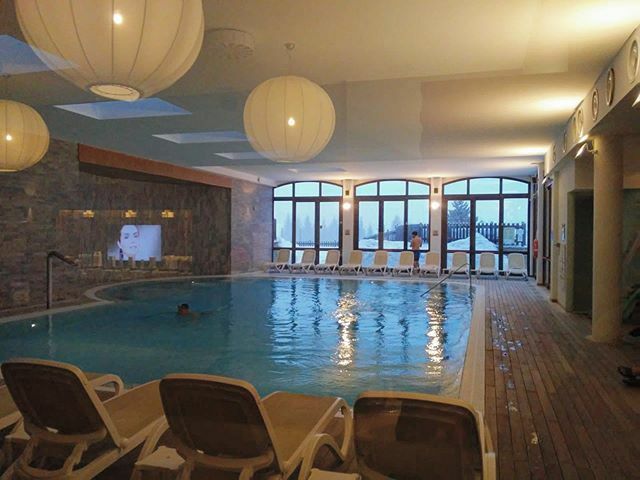 NewcoAgency's tweet photo. .
Relax
.
🤤
.
.

#clubmedpragelato #relax #pool #wintertime #peace #love #summer #vacanze #vacation #vacationmode #vacations #vacationtime https://t.co/bVA0Yo9aeC https://t.co/rw4FMdXuzJ