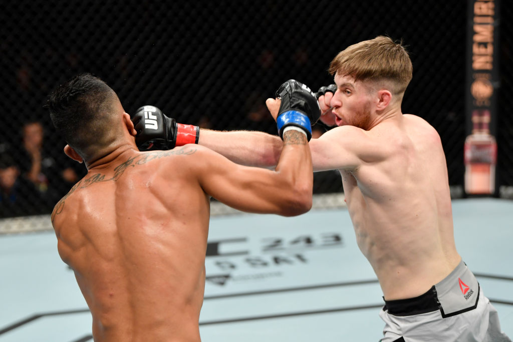 Undefeated Welsh bantamweight Jack Shore will make his second UFC appearance at the 02 Arena in London on Saturday, 21st March

➡️ bbc.in/2NPN7sg