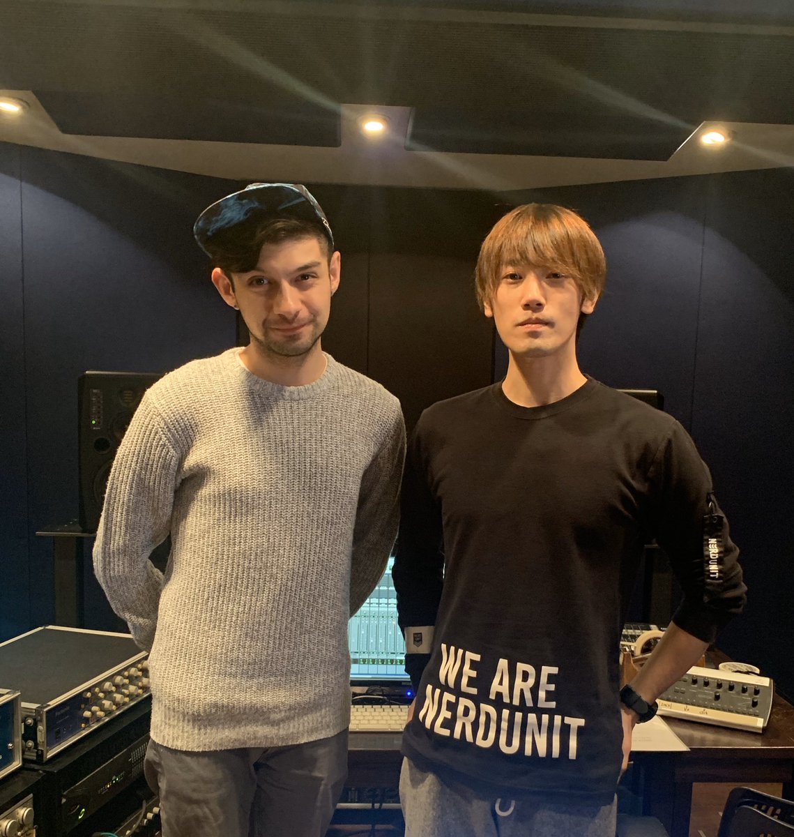 inc_zaza's tweet photo. 『Last To Stand』作詞作曲を担当したエラゾ・ケヴィンからコメントが届きました💁‍♀️

赤西さんをイメージしたかっこいいダンスミュージックの曲を作りました！是非曲を聴いてください〜
そして、赤西さんのパワフルなライブでのパフォーマンスもお見逃しなく😃

#赤西礼保
#LastToStand https://t.co/Ev4uNyW4Xq