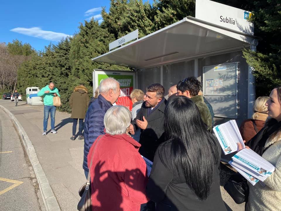 LionelGiusti's tweet photo. #ParlonsDeVous : dans le cadre des mes visites itinérantes dans les quartiers de #LaCiotat, je me rendrai avec mon équipe de campagne, ce samedi 24 janvier 2020 à partir de 14h15, sur les avenues de la Pétanque et Jean Mailloulas.
À samedi ! #LionelGIUSTI2020✅ #Municipales2020 https://t.co/33zTv601so