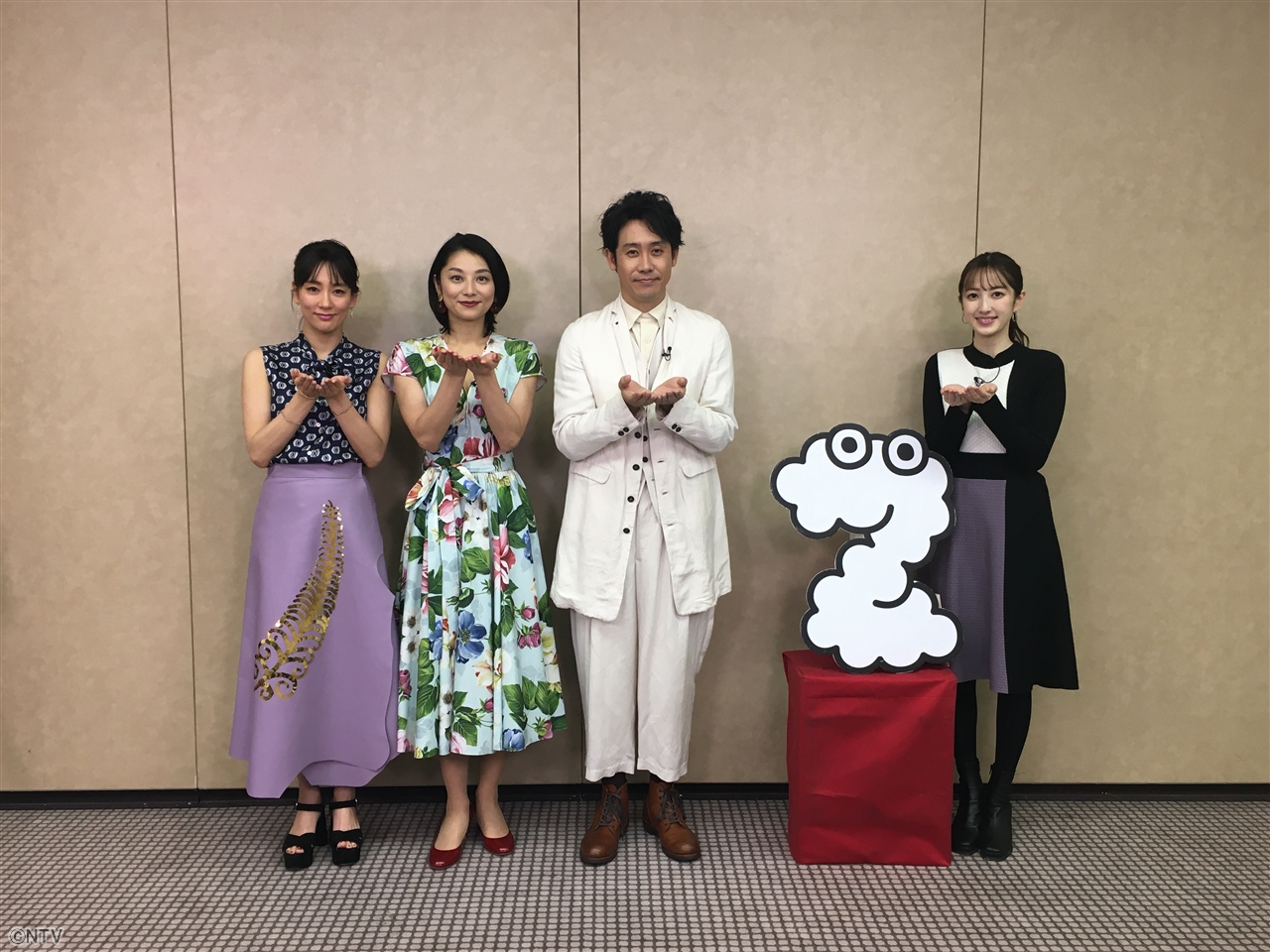 TOMORROW X TOGETHER - TXT ジップアップフーディー Lサイズ 新品未使用 ニュース ｜ TOMORROW X TOGETHER JAPAN OFFICIAL SITE