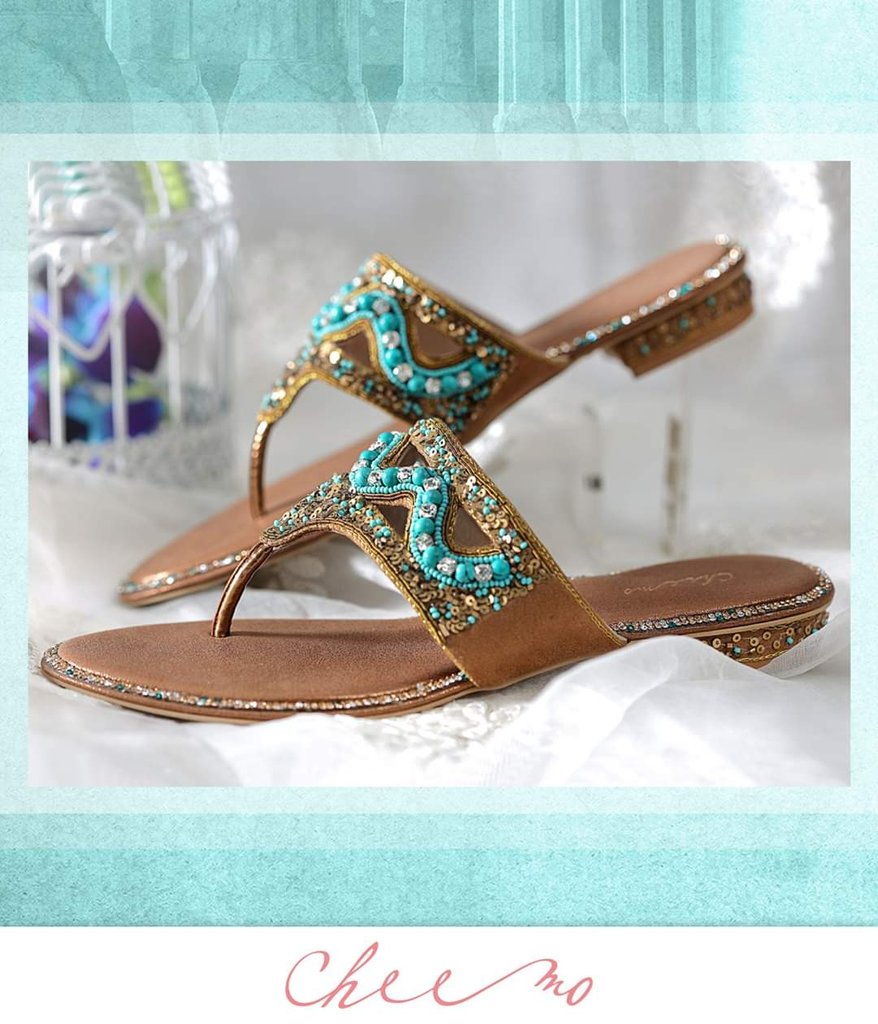 Handcrafted slipons that resemble the beauty of poetry, the glitter of sequins and the beauty of beads.

To buy visit bit.ly/2RAJbwu

#cheemo #designercollection #handcrafted #ethnicwear #beads #designerwear #ethnicfootwear #partywear