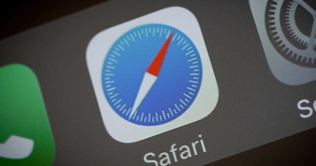 engadget's tweet image. Apple drops Flash from its latest Safari browser preview engt.co/2TPtHre