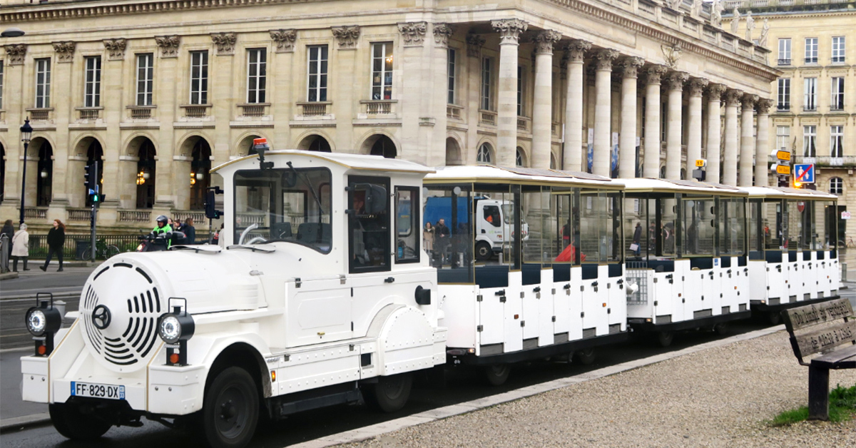 Bordeaux's tweet photo. Trains touristiques
Découvrez la ville de Bordeaux à bord de deux petits trains à énergie électrique.
👉 https://t.co/5vM16MYq68
#BXdurable https://t.co/JLgbbiYxjz