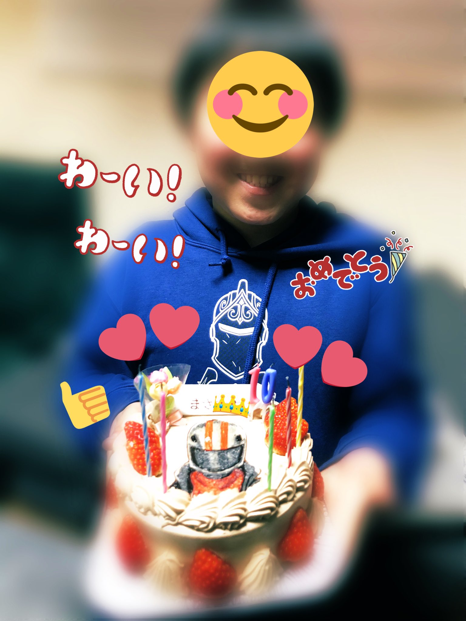ｑoo めでたく我が愛息子の誕生日 リクエスト通り しょうじ さんスキンで この満面の笑みが嬉しさを表現しておりまする ケーキ屋さんにデータもっていったかいがありましたw フォートナイト しょうじ一味 バースデーケーキ Fortnite